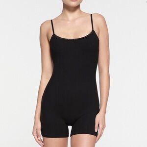 Skims Soft Lounge Lace Scoop Onesie